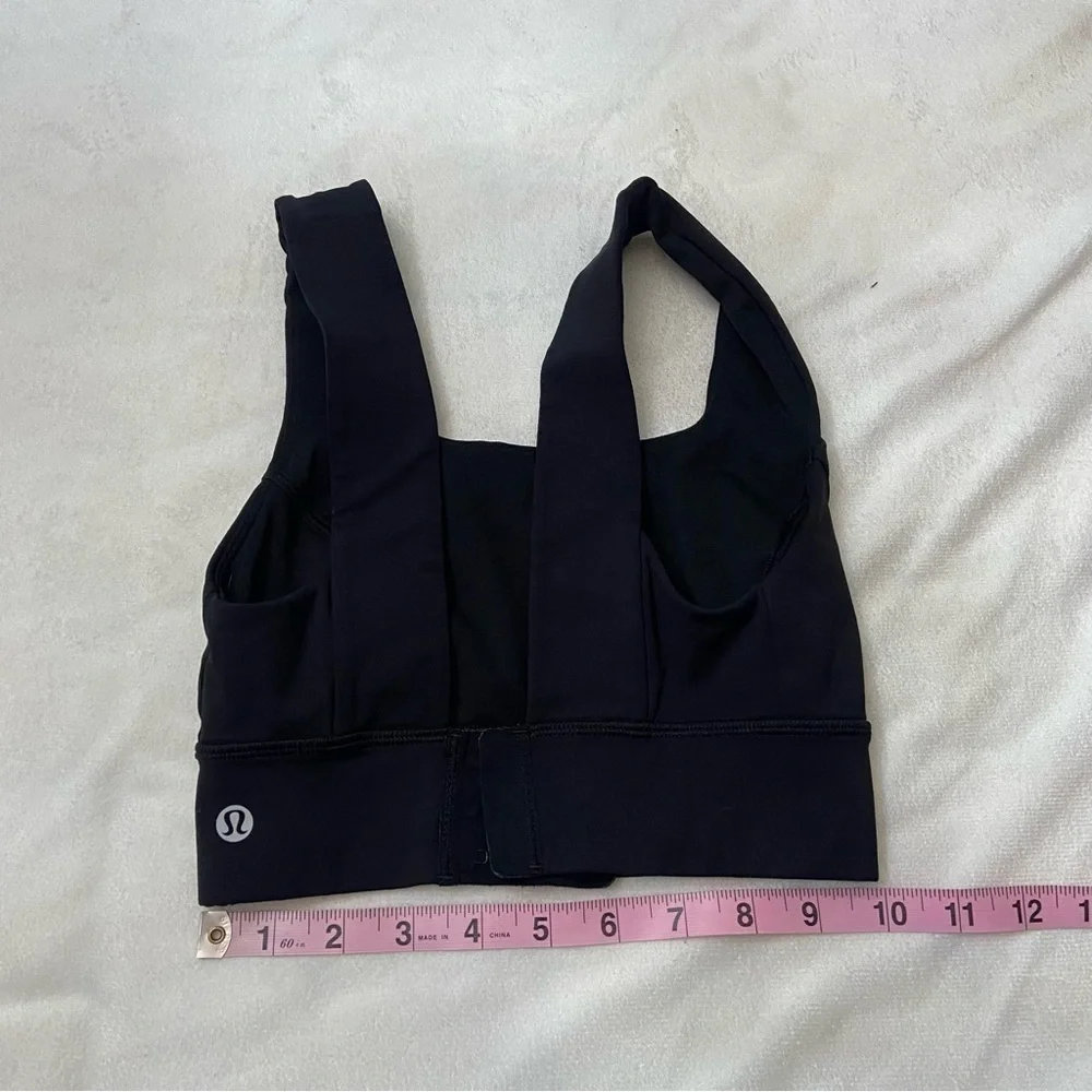 lululemon athletica sleek supportive